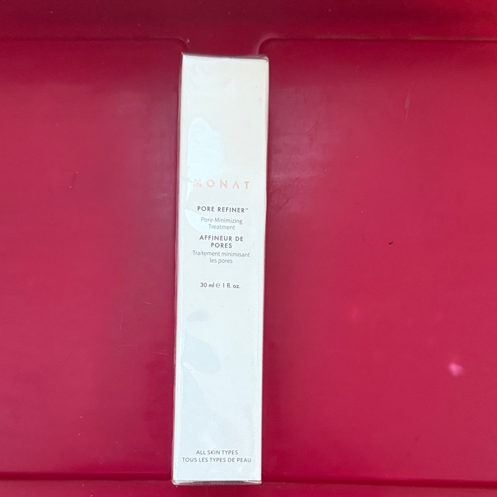 Monat Pore Refining Treatment